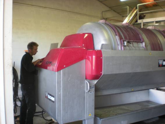 Le pressoir Cyril va s'occuper du pressoir